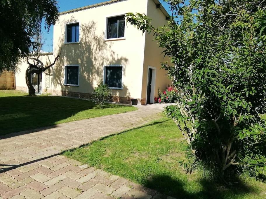 Le Clos Des Feugrais - Calme & Confort Saint-Aubin-lès-Elbeuf Buitenkant foto